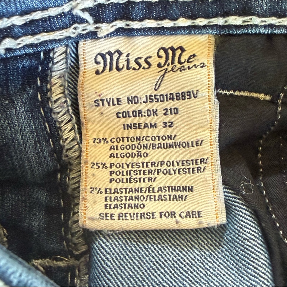 Miss Me Rhinestone Flap Pocket Embroidered Bootcut Jeans - Picture 7 of 12